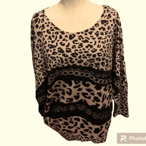 Frank Lyman Design, Montreal, Size 14, beige and black animal print sweater - Picture 1 of 8